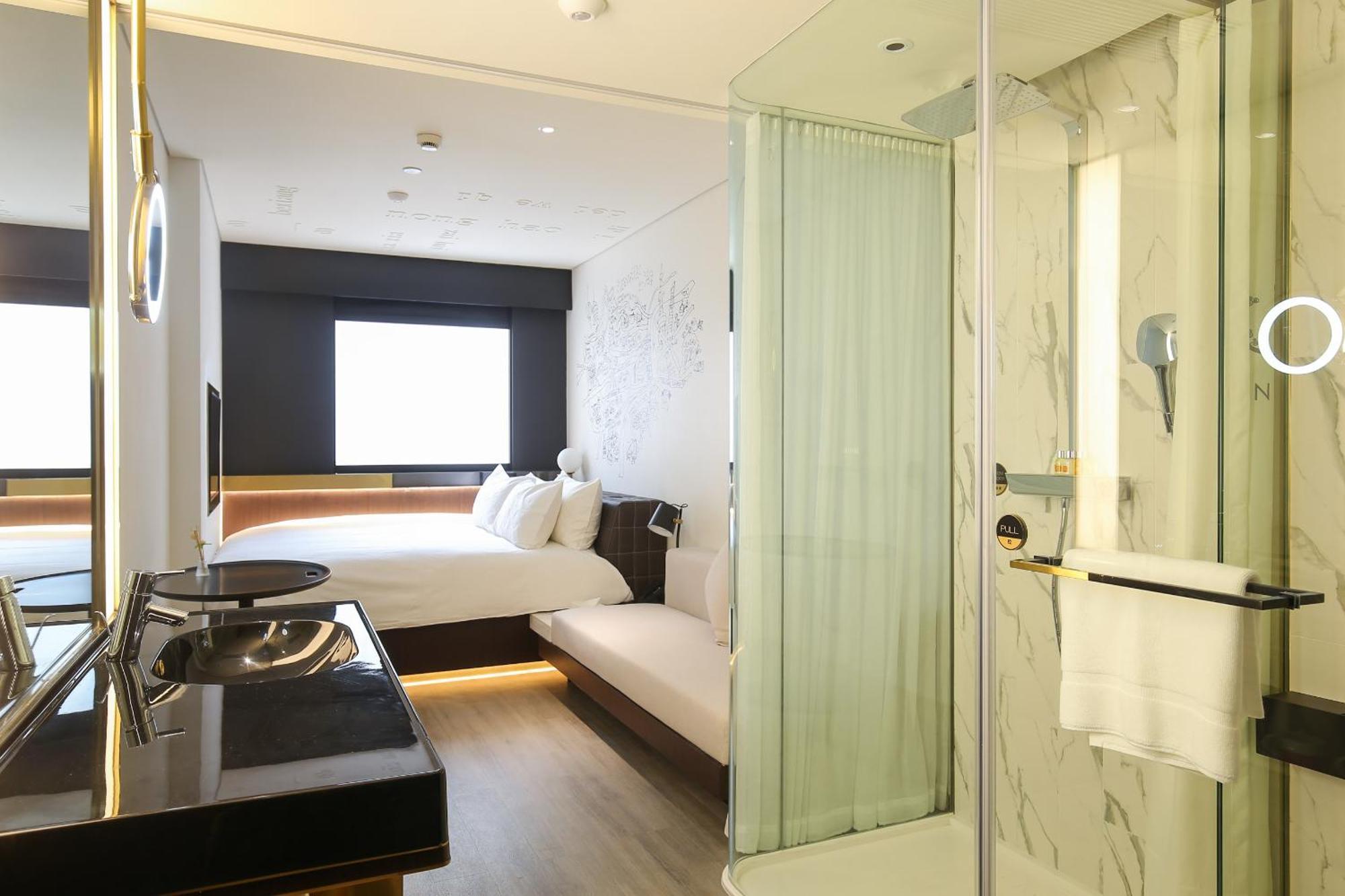 Citigo Jing'an Temple Hotel 4*